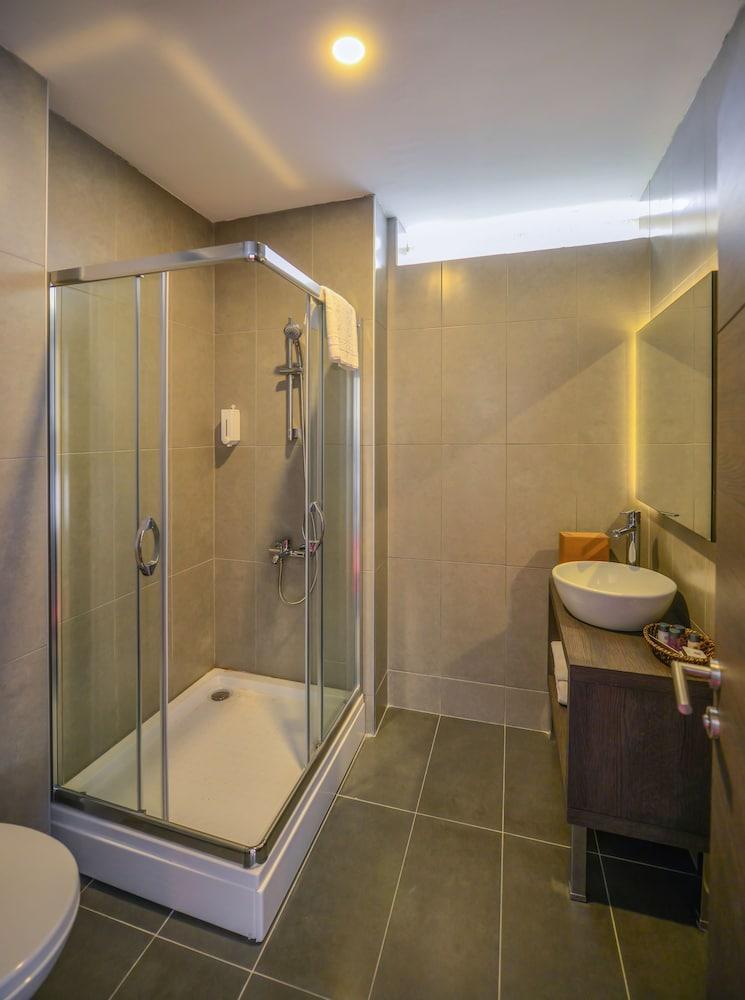 A11 Hotel Atasehir Istanbul Exterior foto